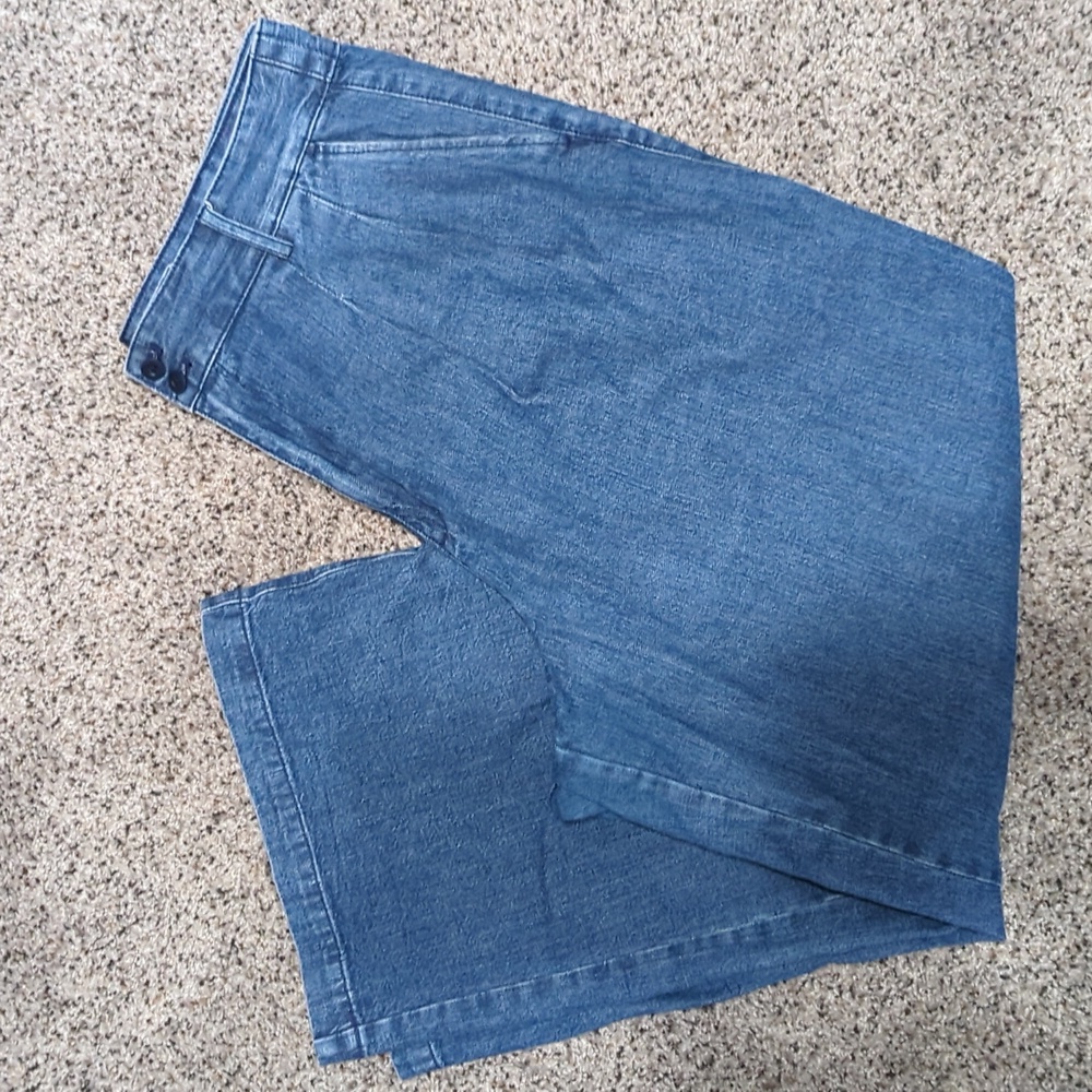 Madewell High-Waisted Wide Leg Jeans, Size 14